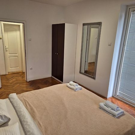 Apartmani Jasmin Novi Sad Exterior photo