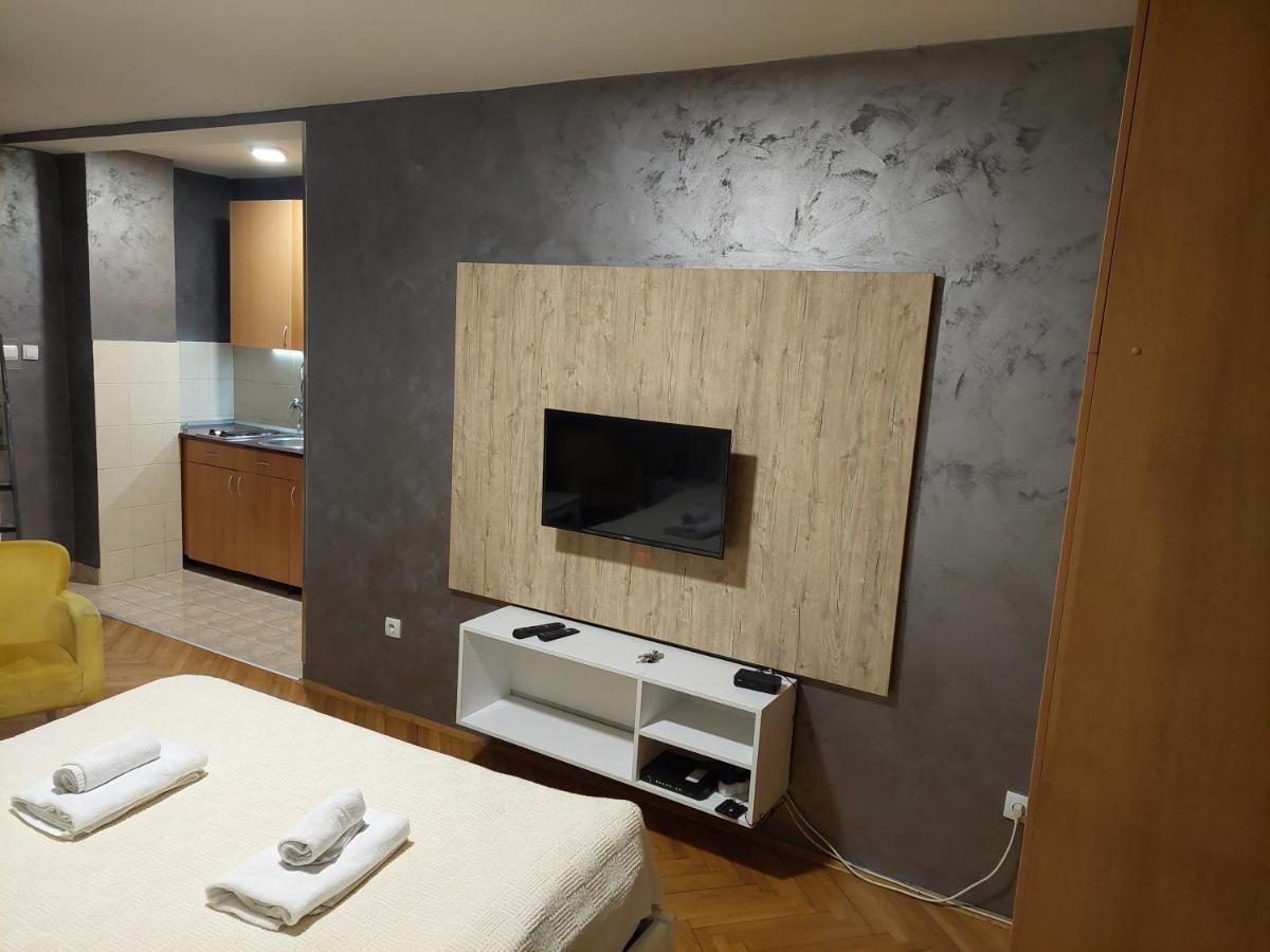 Apartmani Jasmin Novi Sad Exterior photo