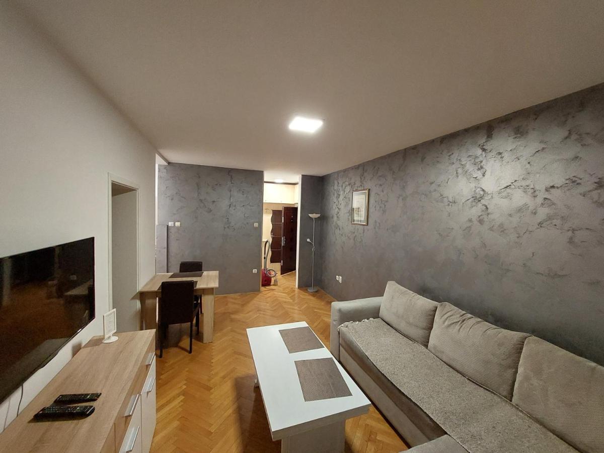 Apartmani Jasmin Novi Sad Exterior photo