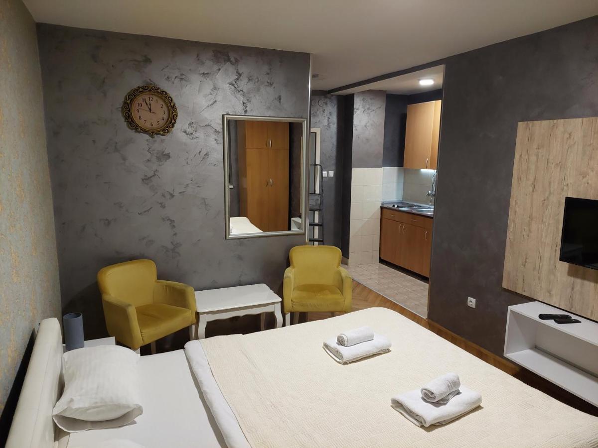 Apartmani Jasmin Novi Sad Exterior photo