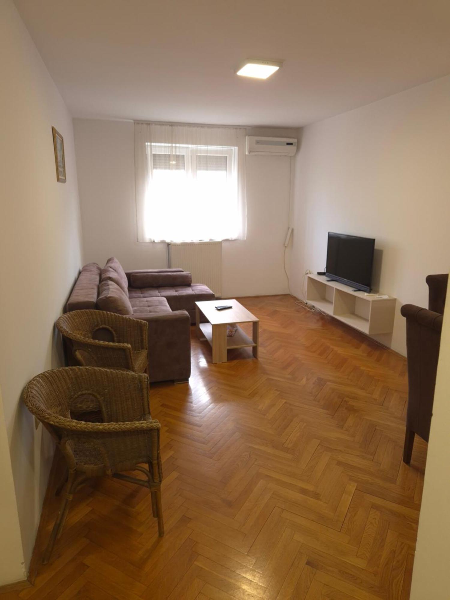 Apartmani Jasmin Novi Sad Exterior photo